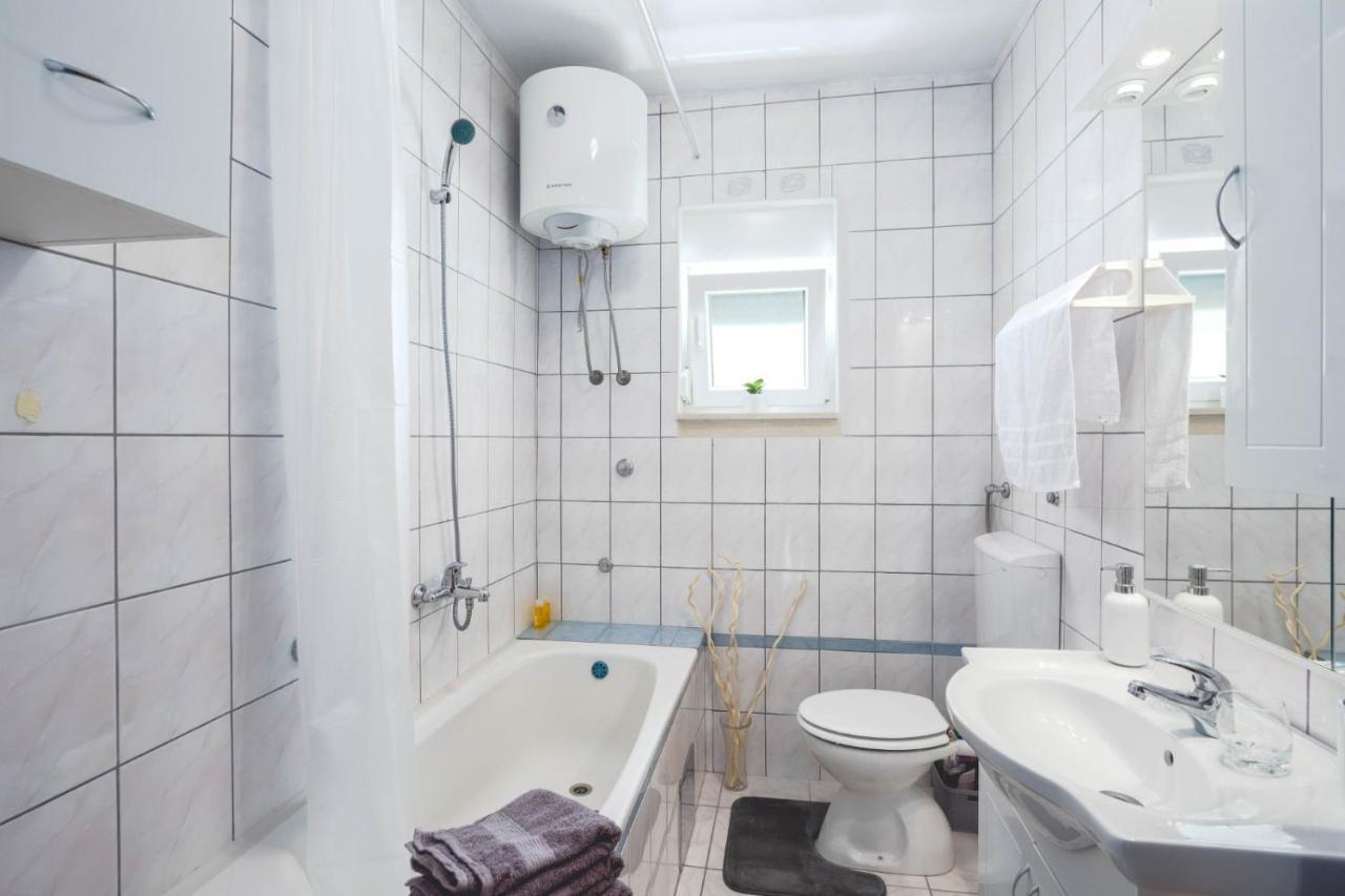 Apartman Bili Solin Dış mekan fotoğraf